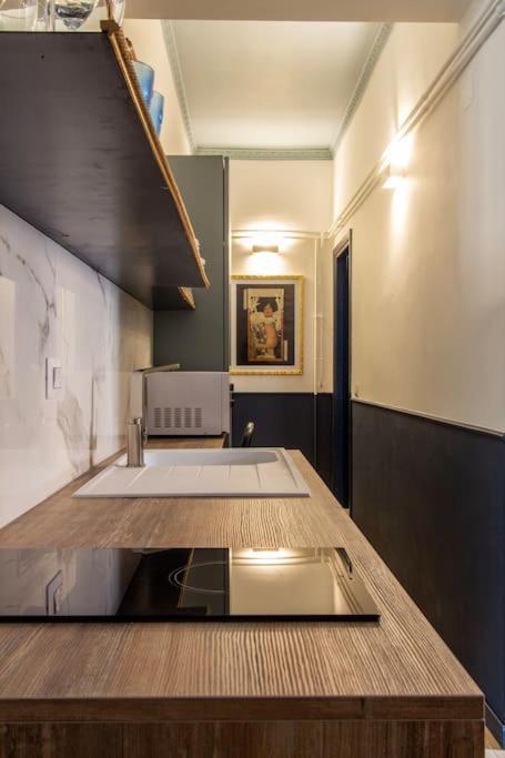 Rasella44, Blu Apartment ローマ エクステリア 写真